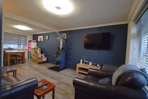 6 Unwin Green, South Witham, Grantham, NG33 5PY