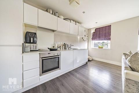 2 bedroom apartment for sale - Princes Road, Ferndown BH22