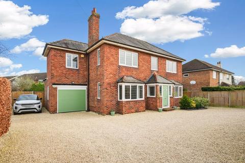 4 bedroom detached house for sale, 71 Whitcliffe Lane, Ripon HG4