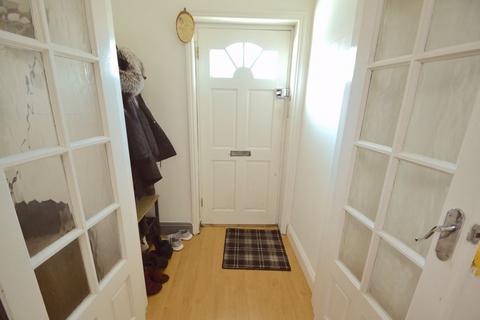 3 Longcroft, London, SE9 3BQ