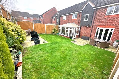 3 bedroom terraced house for sale, Manderston Close, Dudley DY1