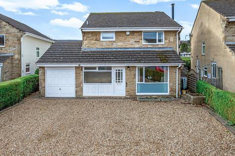 3 bedroom detached house for sale - Abbey Close, Addingham, Ilkley, West Yorkshire, LS29