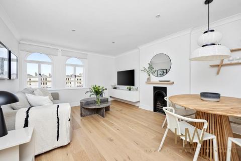 2 bedroom apartment for sale, Palmeira Square, Hove, East Sussex, BN3 2JB