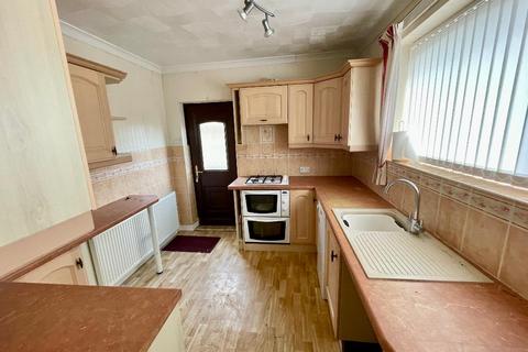 2 bedroom semi-detached house for sale - Overdale Road, Wombwell, Barnsley, S73 0RU