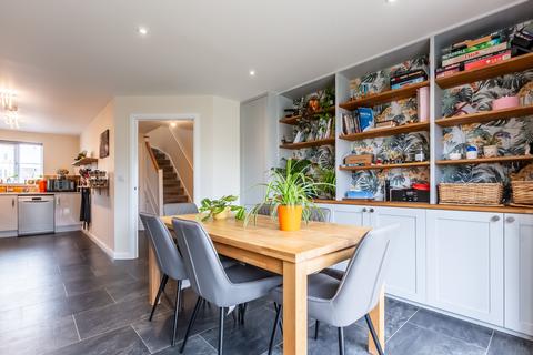17 Adams Lane, Brockworth, Gloucester, GL3 4HZ