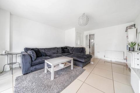 51 Fawn Drive, Three Mile Cross, Reading, RG7 1WN