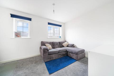 51 Fawn Drive, Three Mile Cross, Reading, RG7 1WN