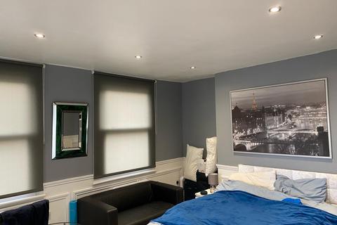 1 bedroom flat to rent - Stoke Newington Common, London N16