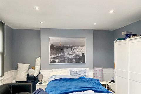 1 bedroom flat to rent - Stoke Newington Common, London N16