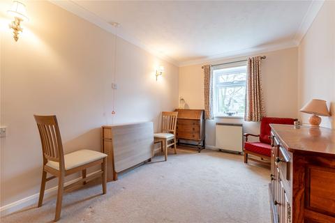 2 bedroom apartment for sale, Richmond House, Street Lane, Roundhay, Leeds