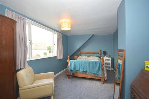 3 bedroom semi-detached house for sale, Chatsworth Fall, Pudsey, West Yorkshire