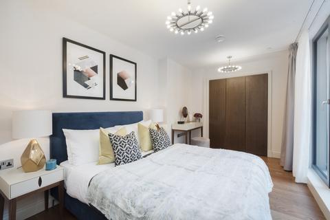 1 bedroom apartment to rent, Richmond Buildings, London, W1D