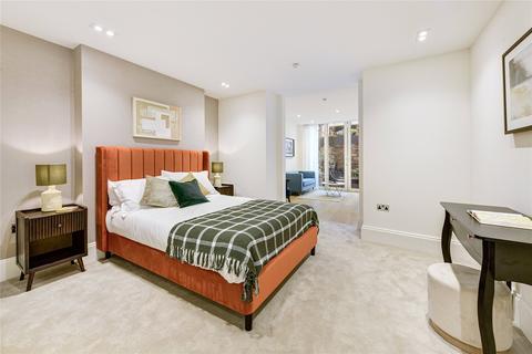 2 bedroom duplex to rent, Halkin Street, London, SW1X