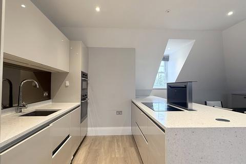 undefined, Totteridge Lane, London, N20