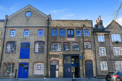 Industrial unit for sale, London SE17