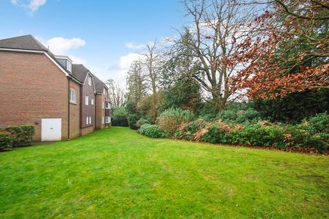 2 bedroom apartment for sale, Cranwells Lane, Farnham Common, SL2