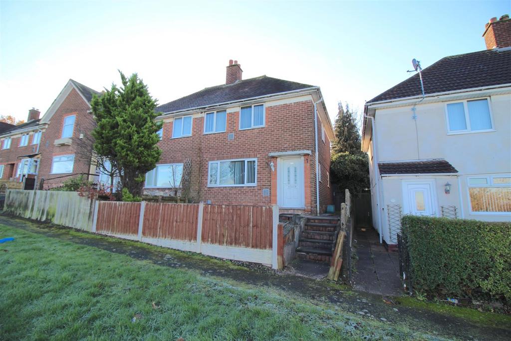 Lea Hall Road, Birmingham B33 3 bed semidetached house for sale £170,000
