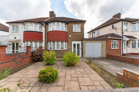 16 Harvey Road, Hounslow, TW4 5LU