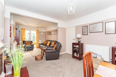 16 Harvey Road, Hounslow, TW4 5LU