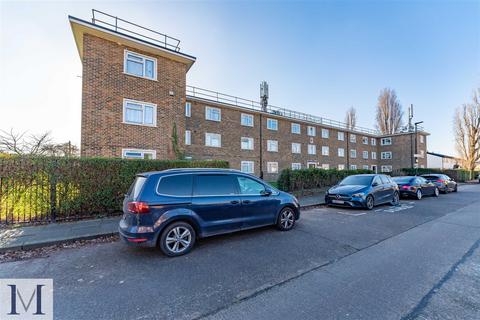 3, Rectory Court Rectory Road, Hounslow, TW4 7QF