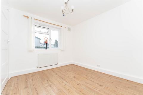 3, Rectory Court Rectory Road, Hounslow, TW4 7QF