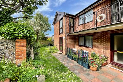1 bedroom flat for sale, Stafford Court, Stafford Road, Seaford