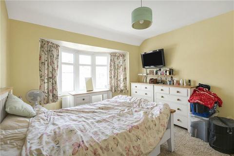 4 Durham Avenue, Hounslow, TW5 0HG