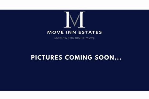 4 bedroom terraced house to rent, Park Avenue, Southall UB1