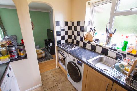 1 bedroom end of terrace house for sale, Stonefield Way, Burgess Hill