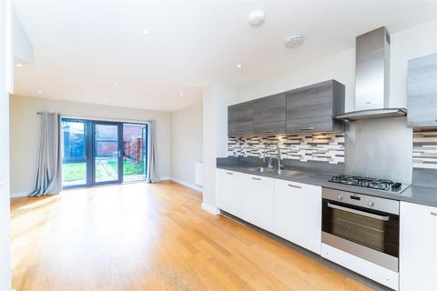 1 Potters Road, Southall, UB2 4AS