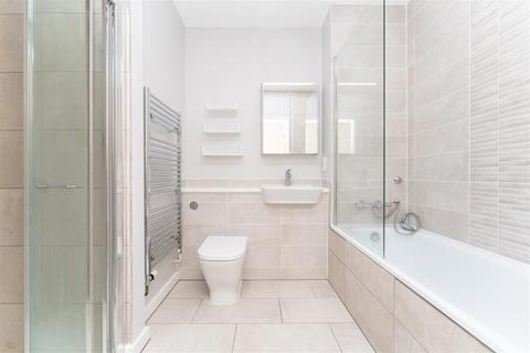 1 Potters Road, Southall, UB2 4AS