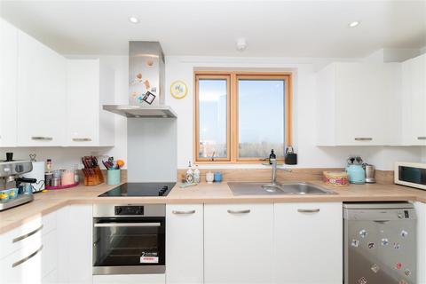 17, Gibson Point Salisbury Road, Southall, UB2 5RD