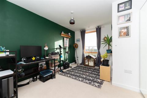 17, Gibson Point Salisbury Road, Southall, UB2 5RD