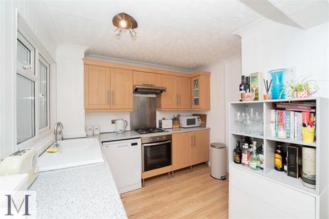 71 Dutton Way, Iver, SL0 9NZ