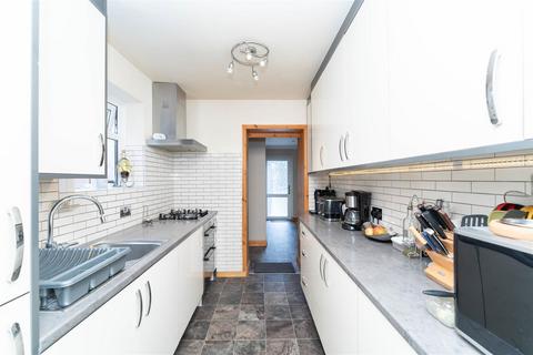 80 Balmoral Drive, Hayes, UB4 0BY