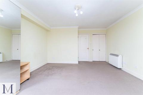 9 Acorn Grove, Hayes, UB3 5JH