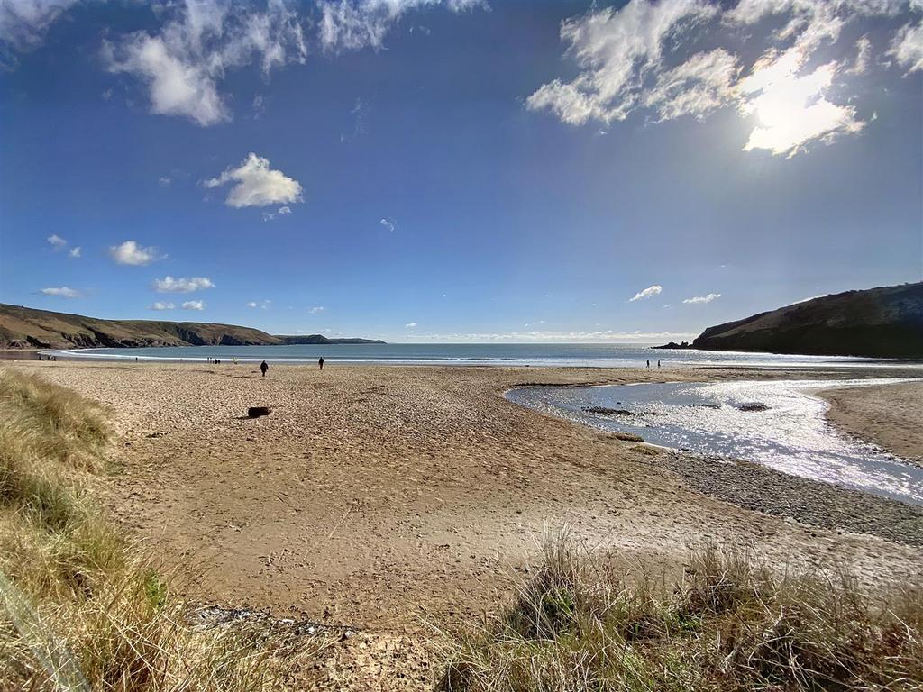 232 Trewent Park, Freshwater East... 2 bed chalet for sale £95,000