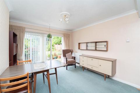 30 Camden Avenue, Hayes, UB4 0PW