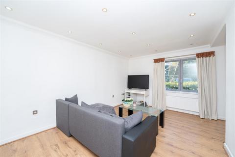 2 bedroom apartment for sale, Windmill Road, Slough SL1