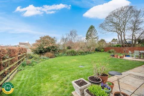 8 Barnburgh Hall Gardens, Barnburgh, Doncaster, DN5 7DS