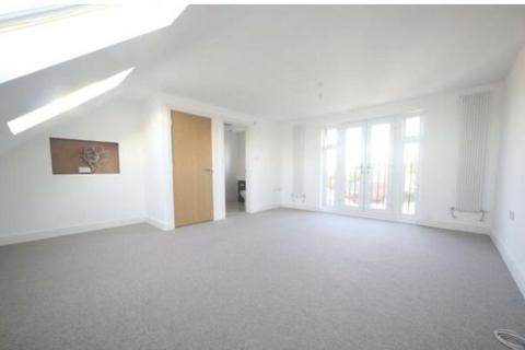 3 Castleview Road, Slough, SL3 7NH