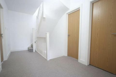 3 Castleview Road, Slough, SL3 7NH