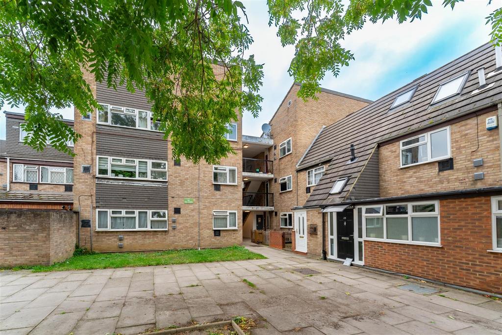 Midsummer Avenue, Hounslow TW4 1 Bed Property For Sale - £210,000