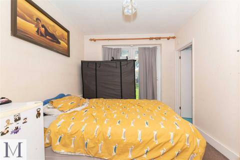 78 Cardington Square, Hounslow, TW4 6AJ