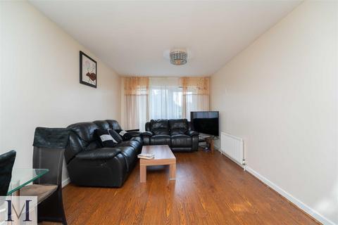 2 bedroom apartment for sale, Canalside Gardens, Southall UB2
