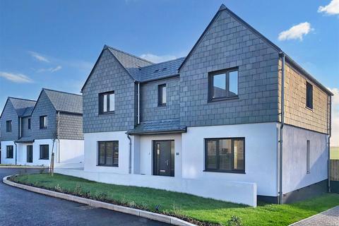 5 bedroom detached house for sale, Pentire Green, Newquay TR8