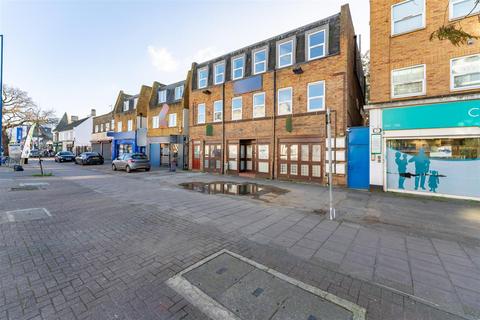 Retail property (high street) to rent, Bath Road, Hounslow TW5