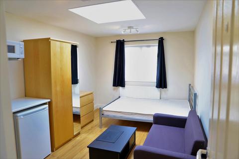10 Sixth Avenue, Hayes, UB3 2ES
