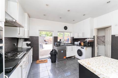 3 bedroom terraced house for sale, Windsor Road, Southall UB2