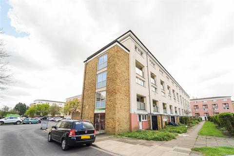 14 Edgar Road, Whitton, Hounslow, TW4 5QW